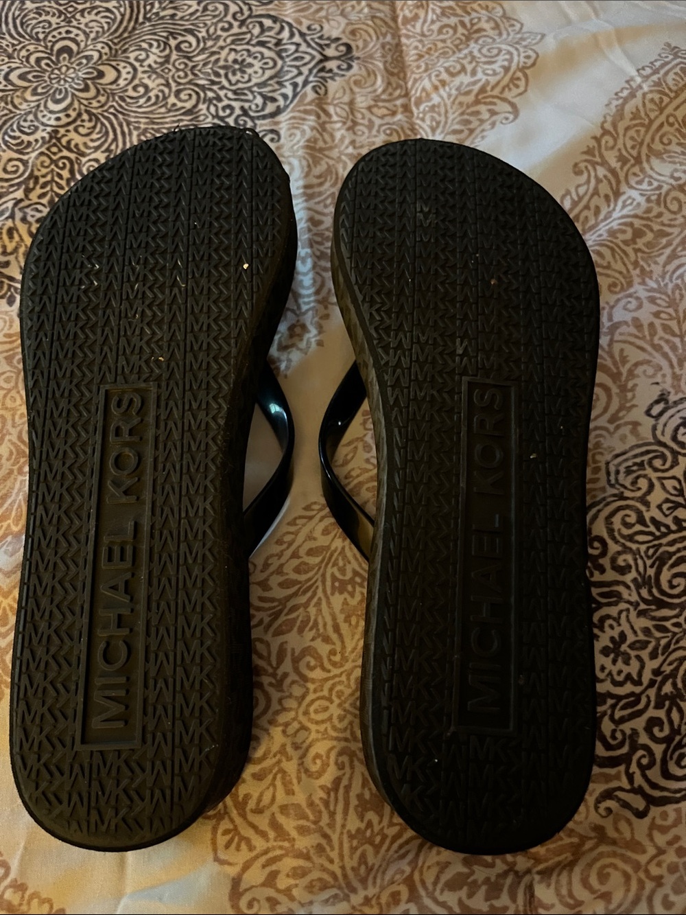 Michael Kors Black Gold-Accent Logo Flip Flop Sandals - Picture 4 of 4